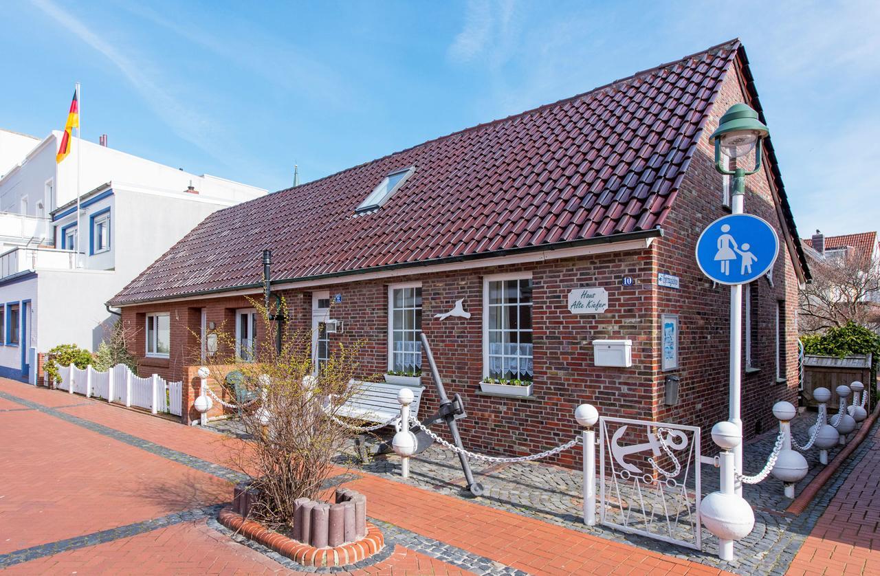 Haus Alte Kiefer Whg 2 Apartment Norderney Exterior photo